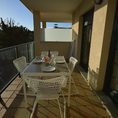 Sea Views *
